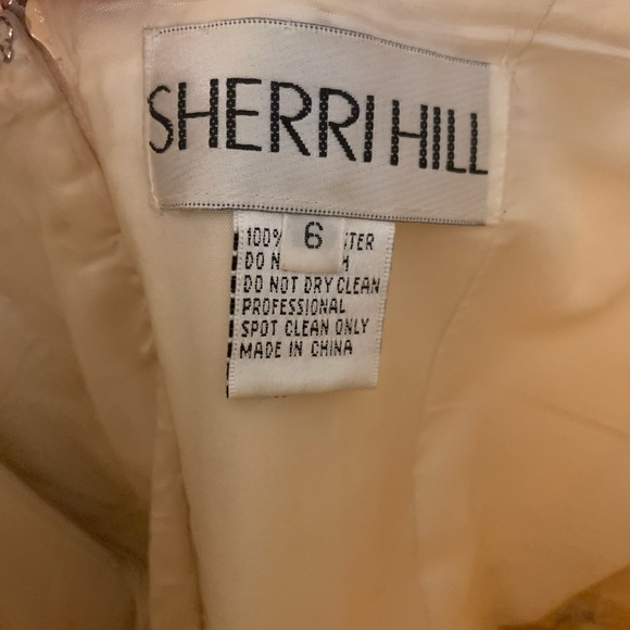 Sherri Hill Dress - Picture 3 of 4